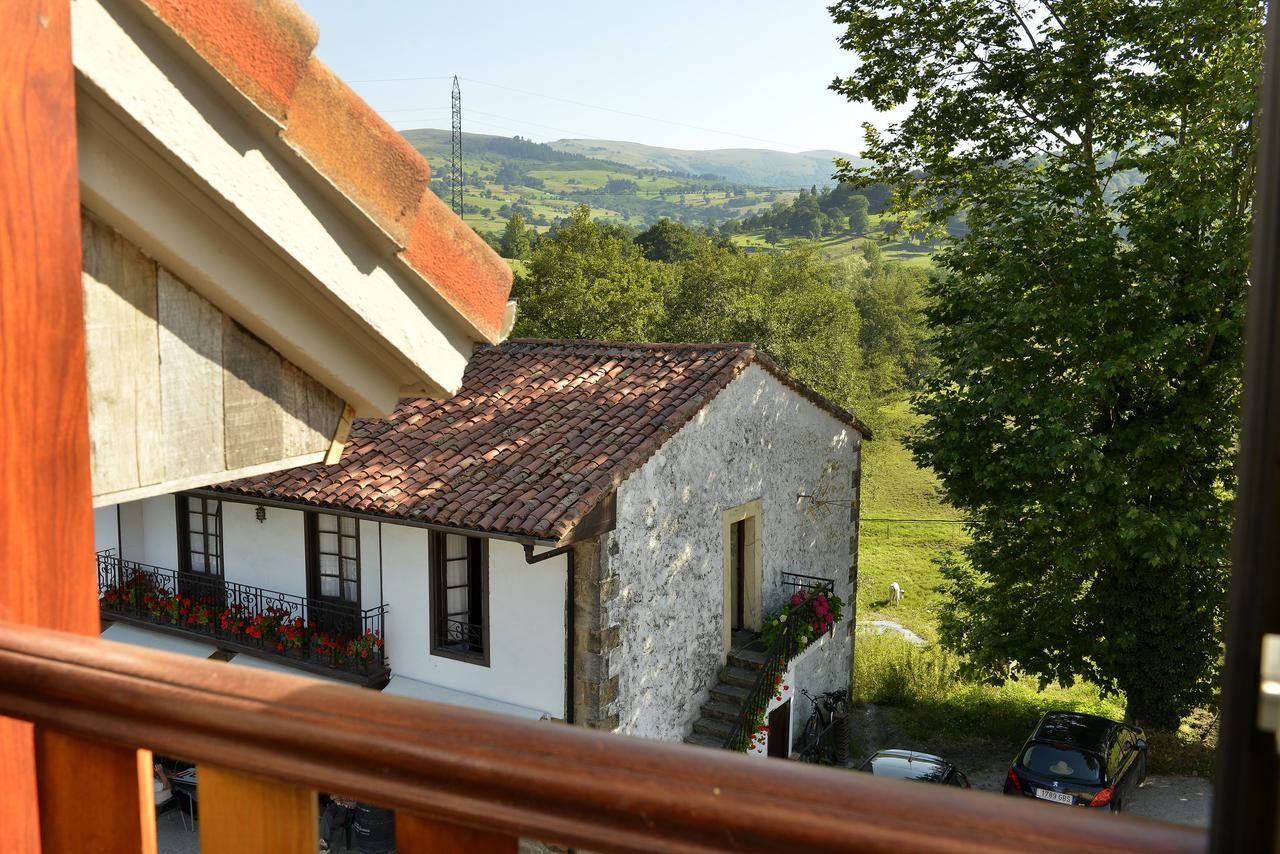 Hotel La Alfonsina Santibanez de Villacarriedo Exteriér fotografie